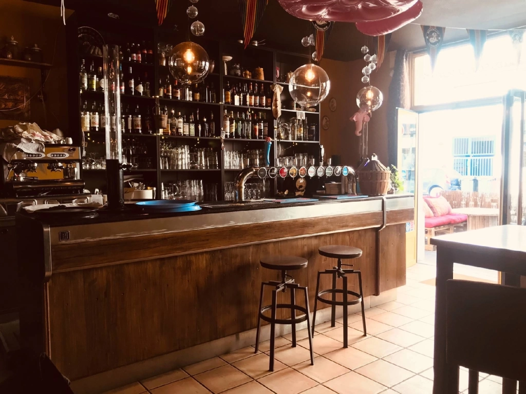 Des bulles sous le plafond Bar Lyon