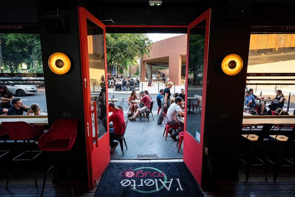 LAlerte Rouge Bar Lyon