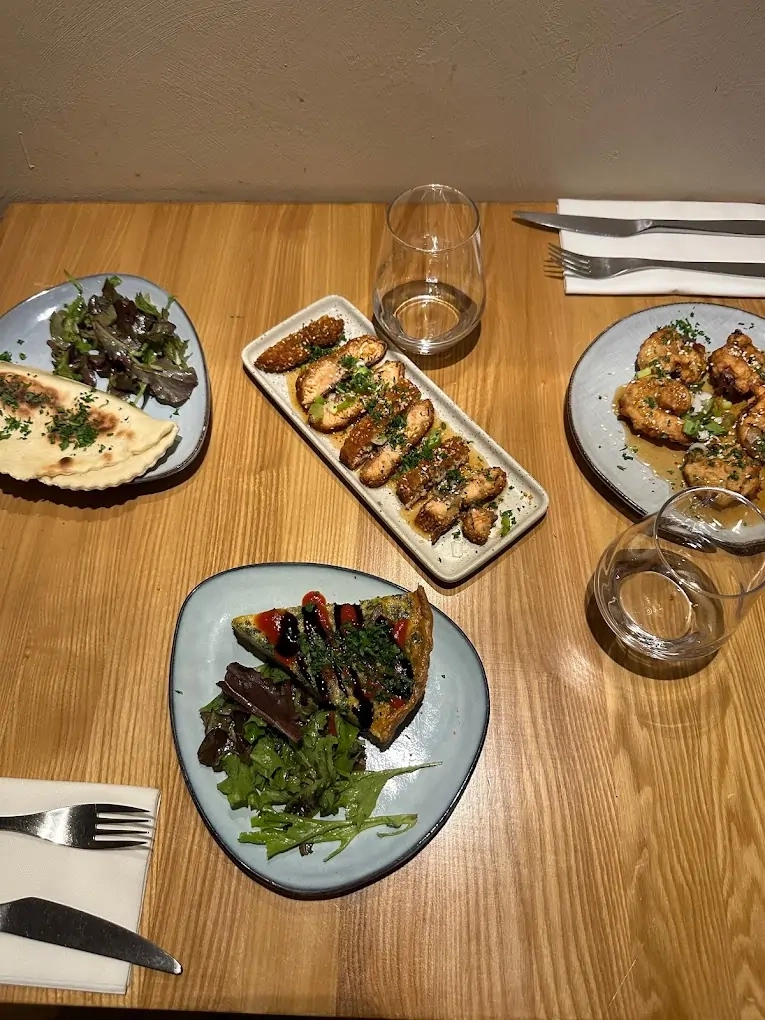 Brunch gourmand et plats savoureux à l'Esperanto à Lyon un voyage culinaire à ne pas manquer