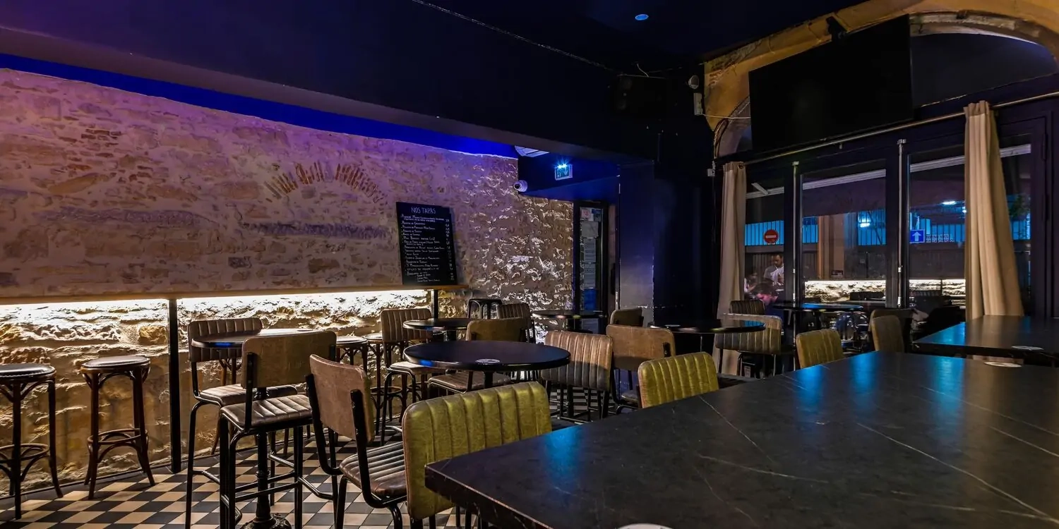 Café Court l’endroit parfait pour des tapas et cocktails entre amis à Lyon Café Court l’endroit parfait pour des tapas et cocktails entre amis à Lyon