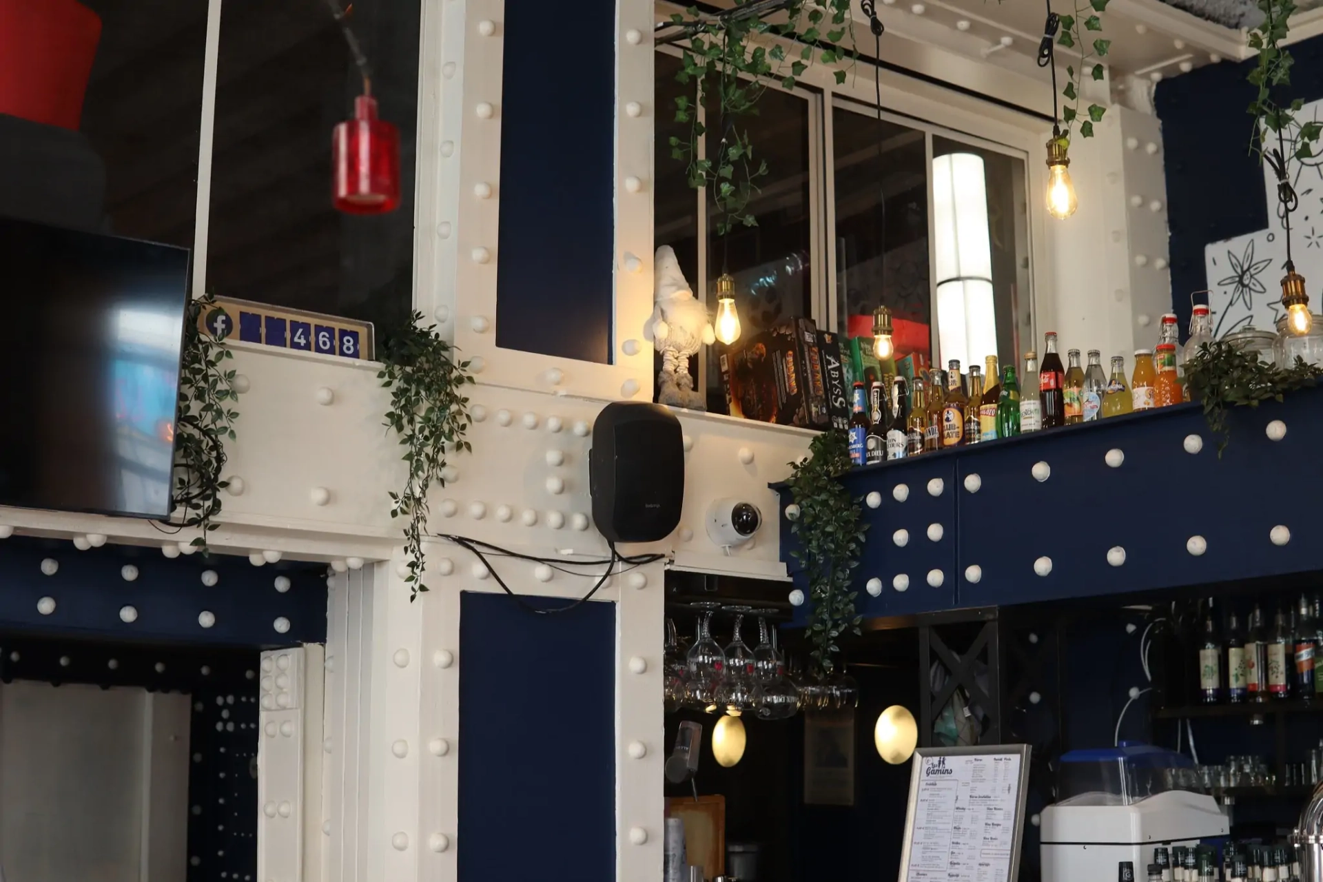 Cocktails rafraîchissants et musique dansante, le Bar Les Gamins est l'endroit idéal à Lyon