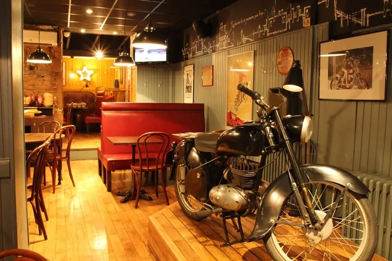 Événements et concerts animés chaque soir à Le Gnome et Rhône, le bar incontournable de Lyon Événements et concerts animés chaque soir à Le Gnome et Rhône, le bar incontournable de Lyon