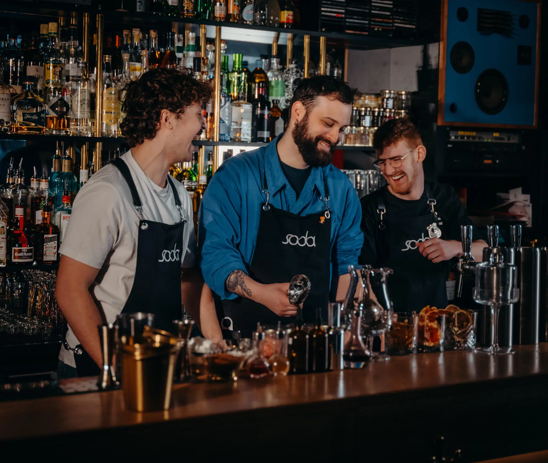 Néons, musique et vibes rétro – L’expérience unique du Soda Bar Lyon Néons, musique et vibes rétro – L’expérience unique du Soda Bar Lyon
