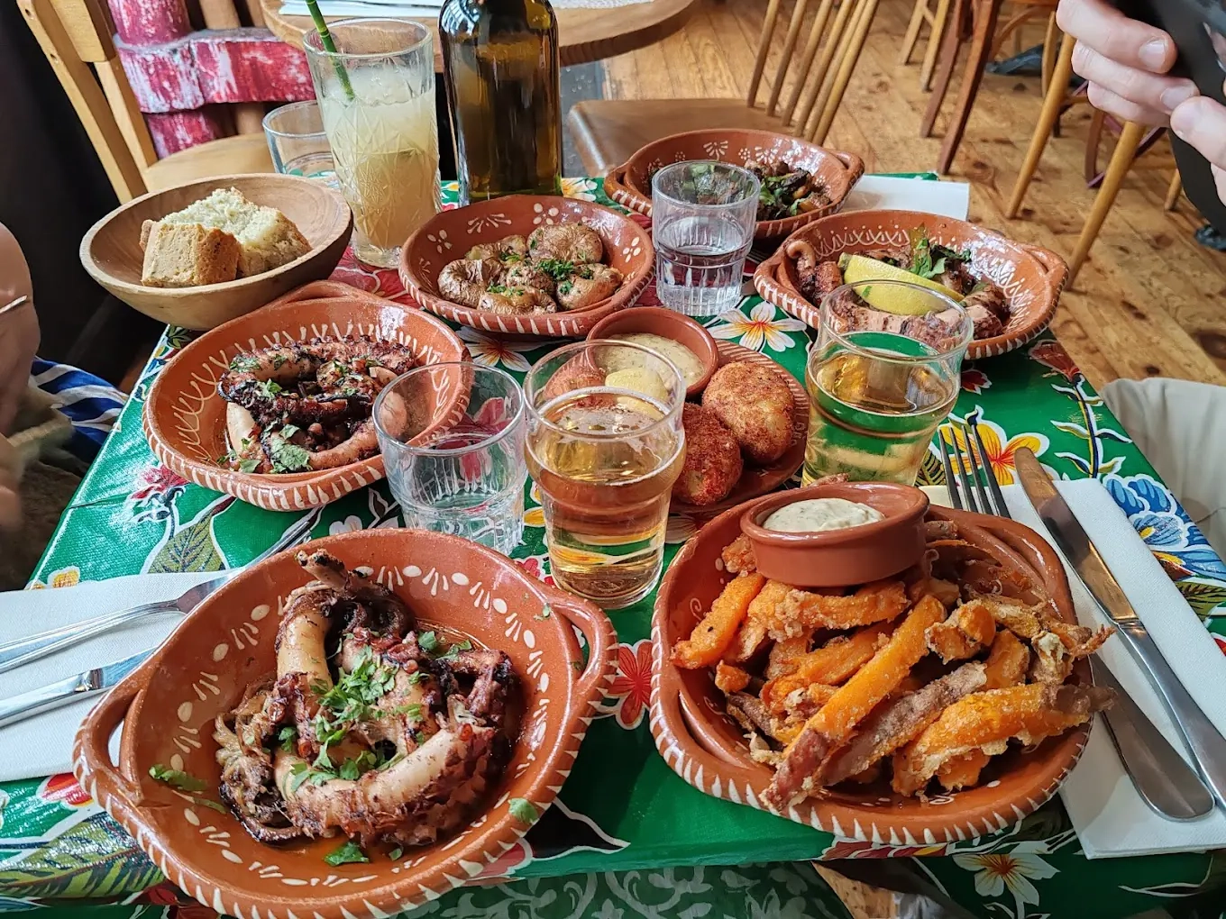 Pastéis de nata, bacalhau et tapas un voyage culinaire au Portugal Pastéis de nata, bacalhau et tapas un voyage culinaire au Portugal