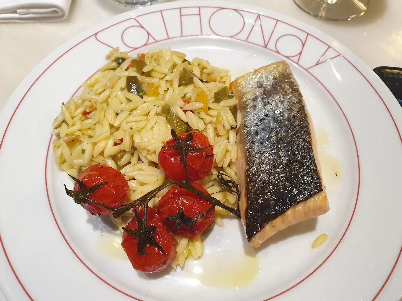 Plat signature de la Brasserie Le Sathonay – Cuisine française raffinée