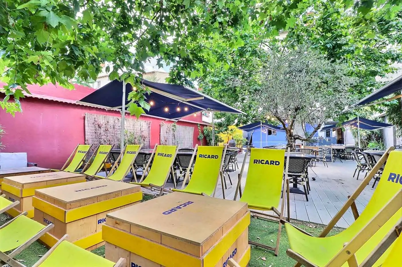 Profitez de l'ambiance méditerranéenne d'O'Kypos sur une terrasse de 400 m² Profitez de l'ambiance méditerranéenne d'O'Kypos sur une terrasse de 400 m²