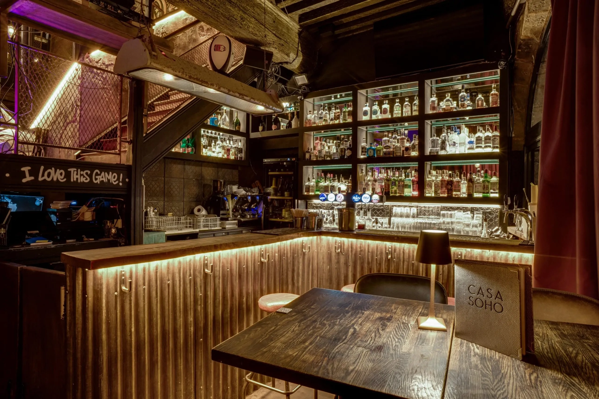 Tapas généreuses et plats à la plancha au Casa Soho Tapas généreuses et plats à la plancha au Casa Soho