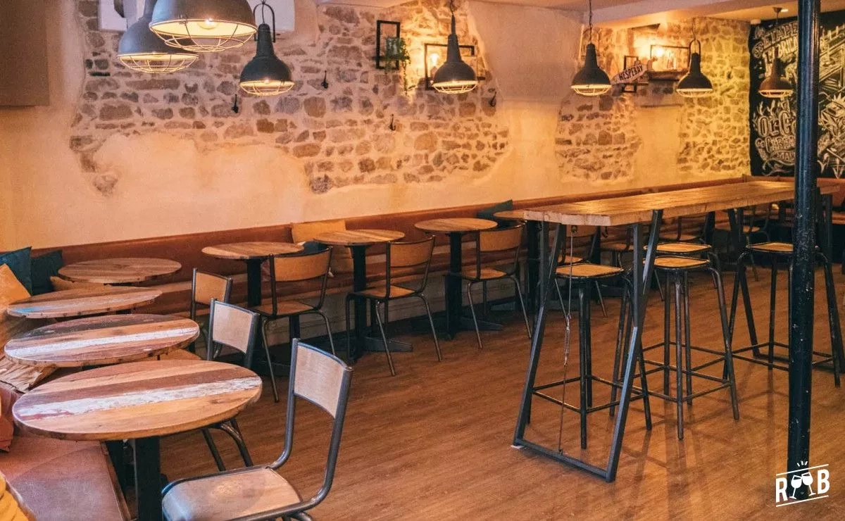 Terrasse ensoleillée et bières artisanales l’expérience Orgao Beer House