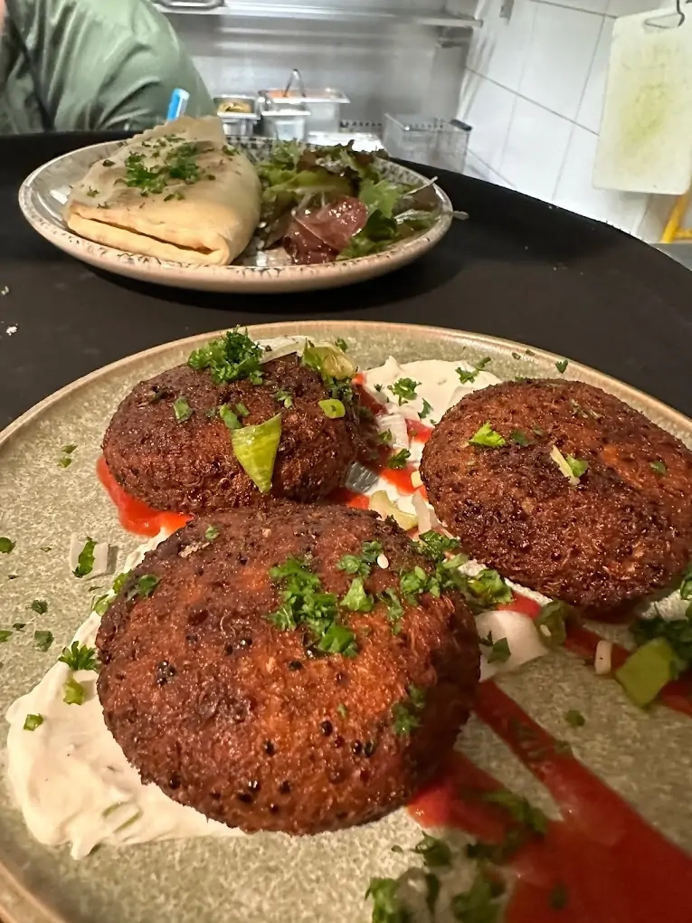 Venez découvrir des plats inspirés des quatre coins du monde au restaurant Esperanto.