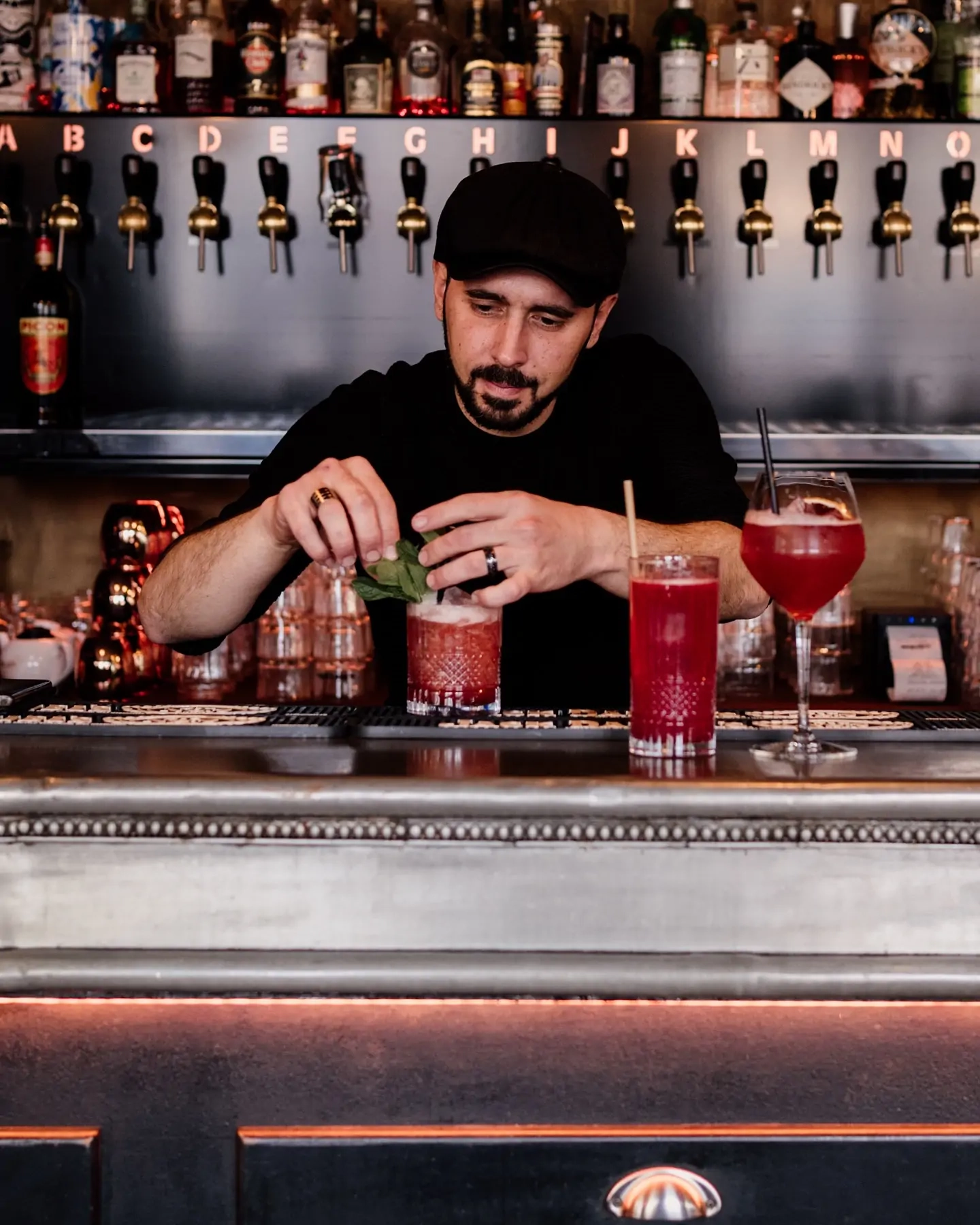Venez profiter de la vue à 360° et d'un cocktail créatif chez Funky Monky Lyon, le bar-restaurant incontournable Venez profiter de la vue à 360° et d'un cocktail créatif chez Funky Monky Lyon, le bar-restaurant incontournable