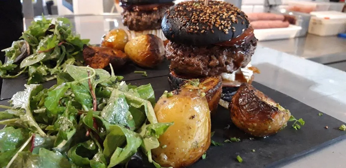 LE BISTROT D'ODETTE LE BISTROT D'ODETTE