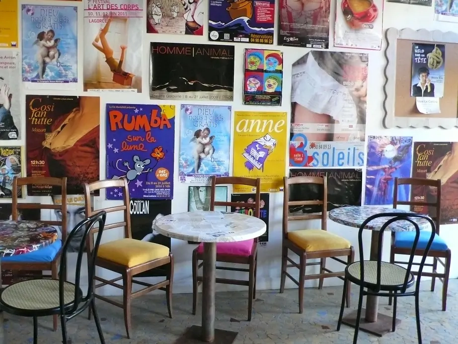 Espace-bar-1.jpg Espace-bar-1.jpg