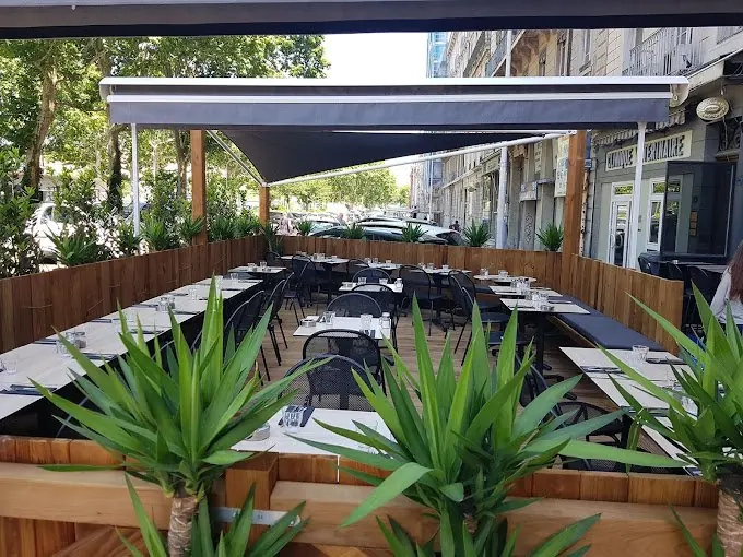 Le Parloir terrasse restaurant Le Parloir terrasse restaurant