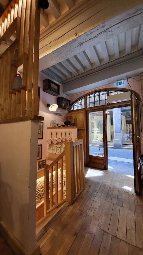 Chez Grand- Mère