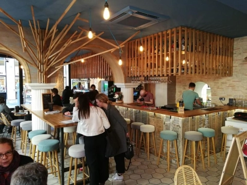 MOS PUB - Bellecour